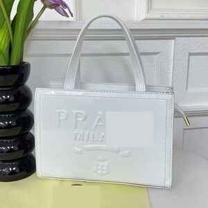 ❗️SALE❗️New white patent fashion tote bag
